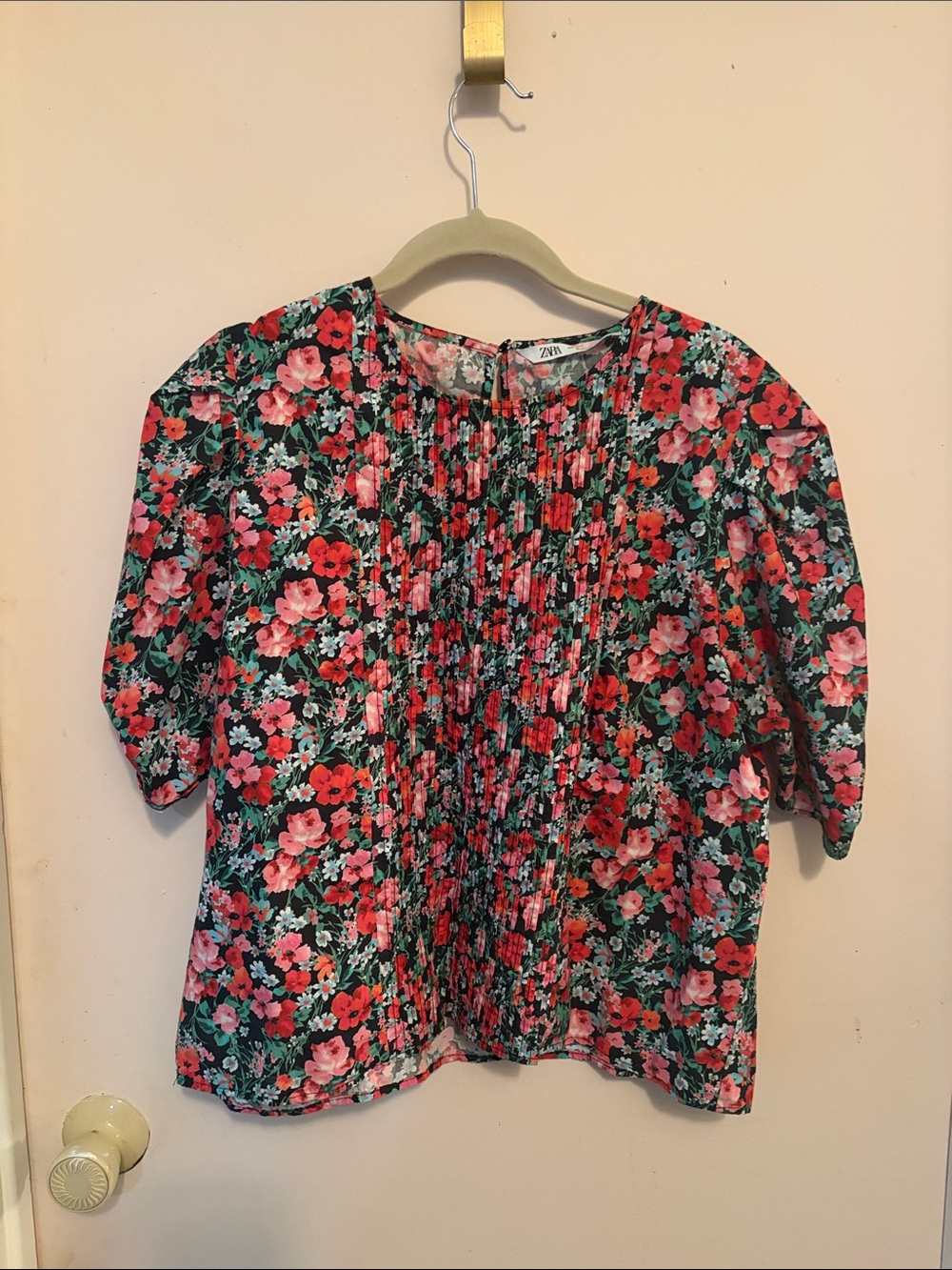 Zara Floral Pintuck Blouse - Red & Green